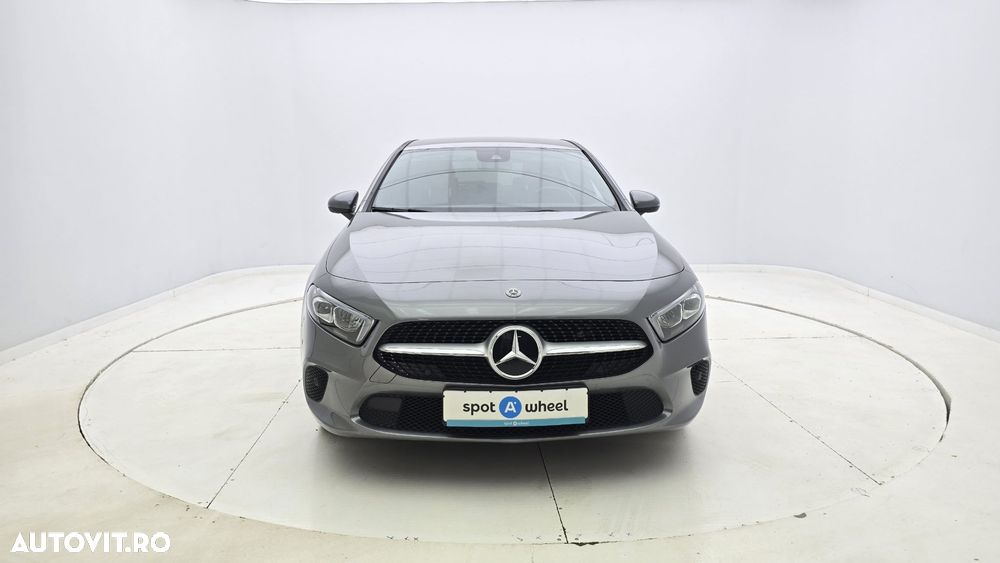 Mercedes-Benz A - 2