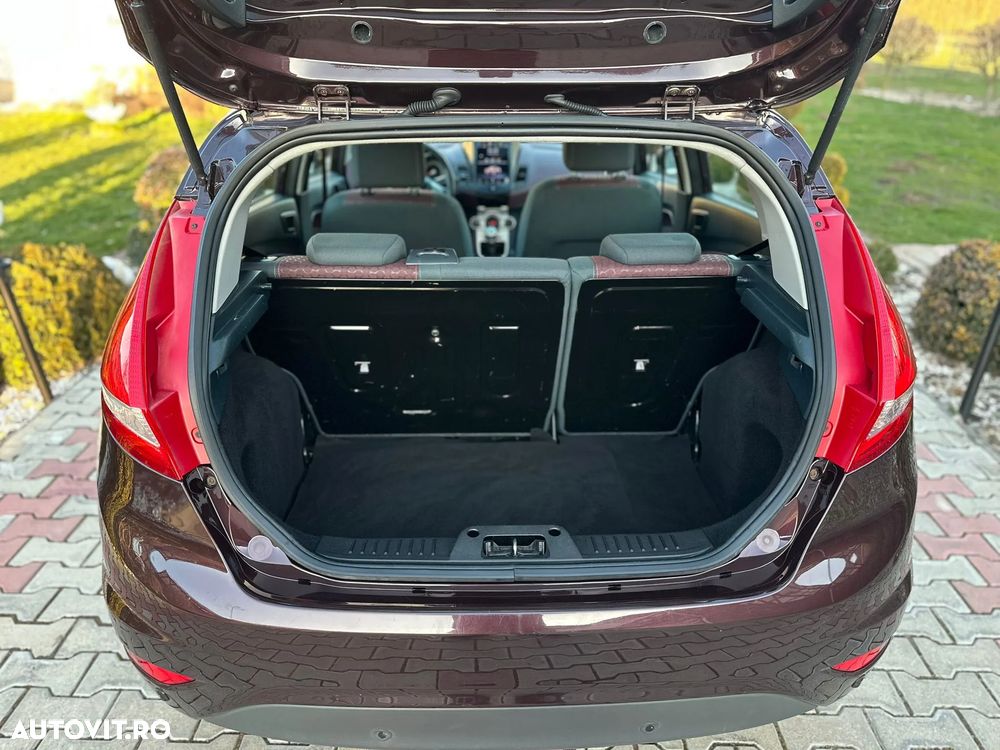 Ford Fiesta 1.4i Trend - 35