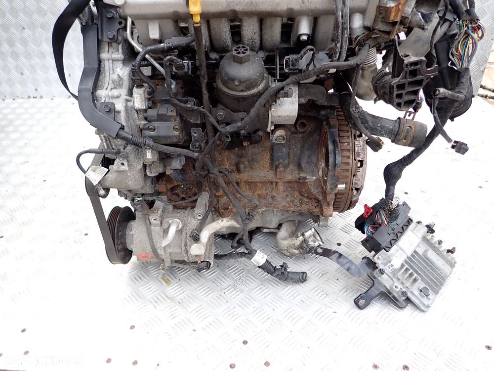 SILNIK KIA VENGA RIO III 1,4 CRDI D4FC DELPHI WTRYSKI - 5