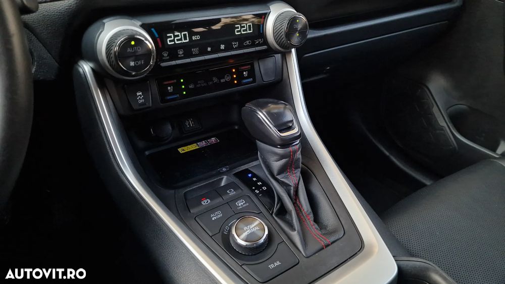 Toyota RAV4 2.5 PHEV VVT-iE 4x4 Style Bi-Tone - 5