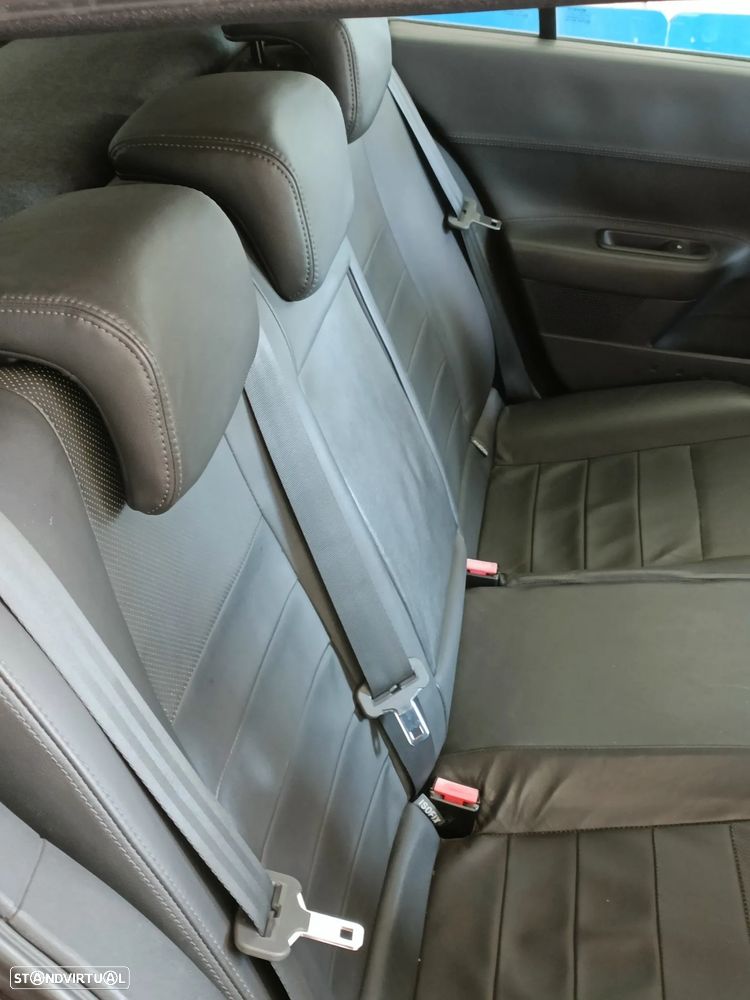 Renault Mégane 1.5 dCi SE Exclusive — fotografia 7