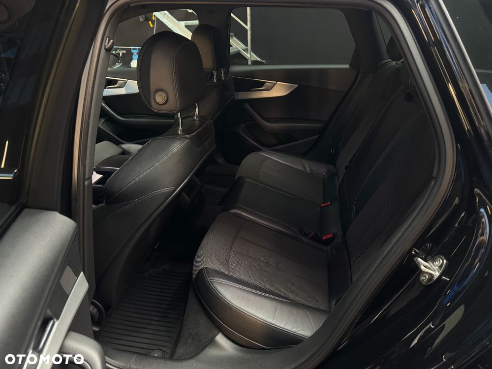 Audi A4 Avant 2.0 TDI Quattro S tronic - 16