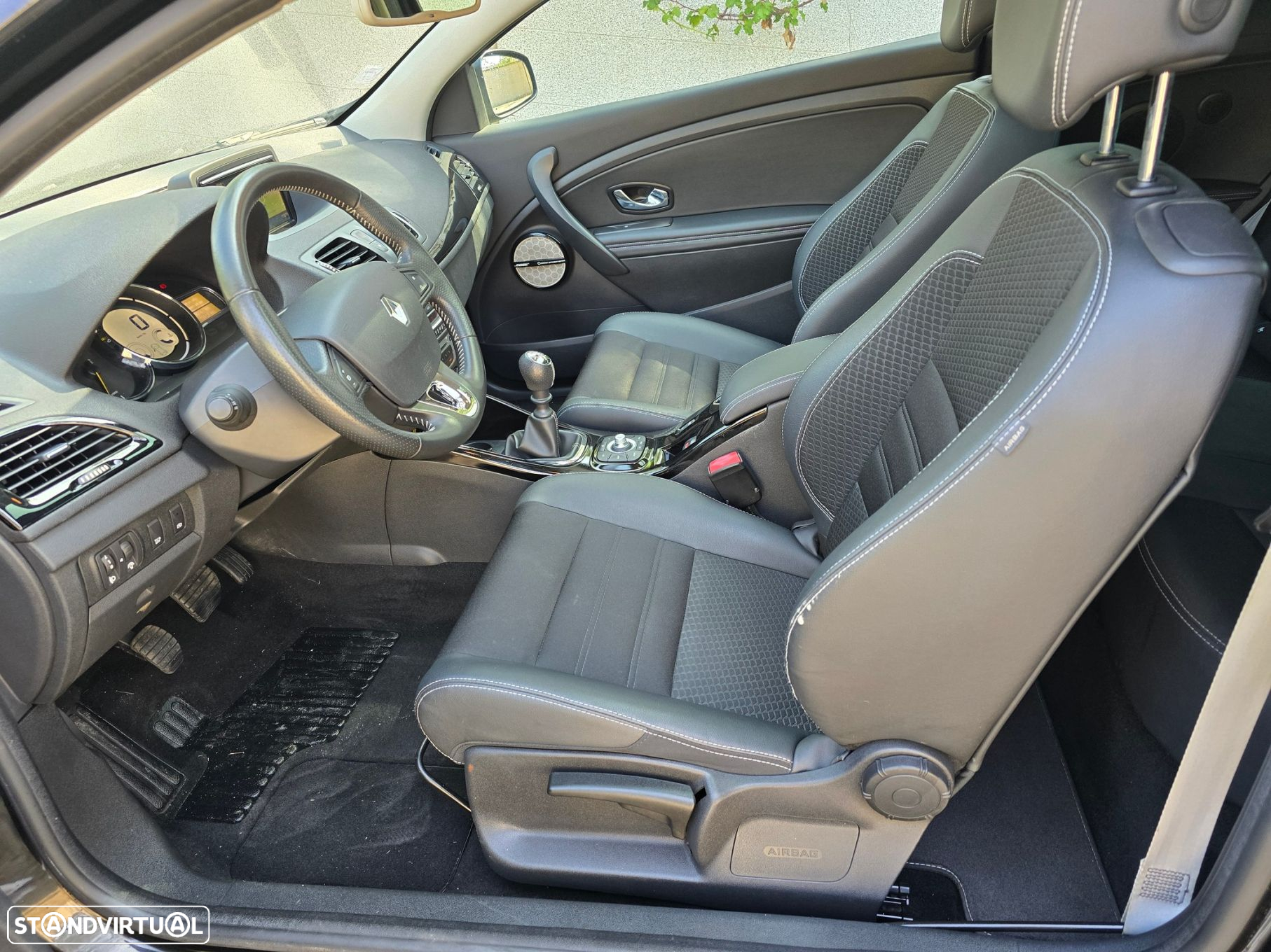 Renault Mégane Coupe - 23