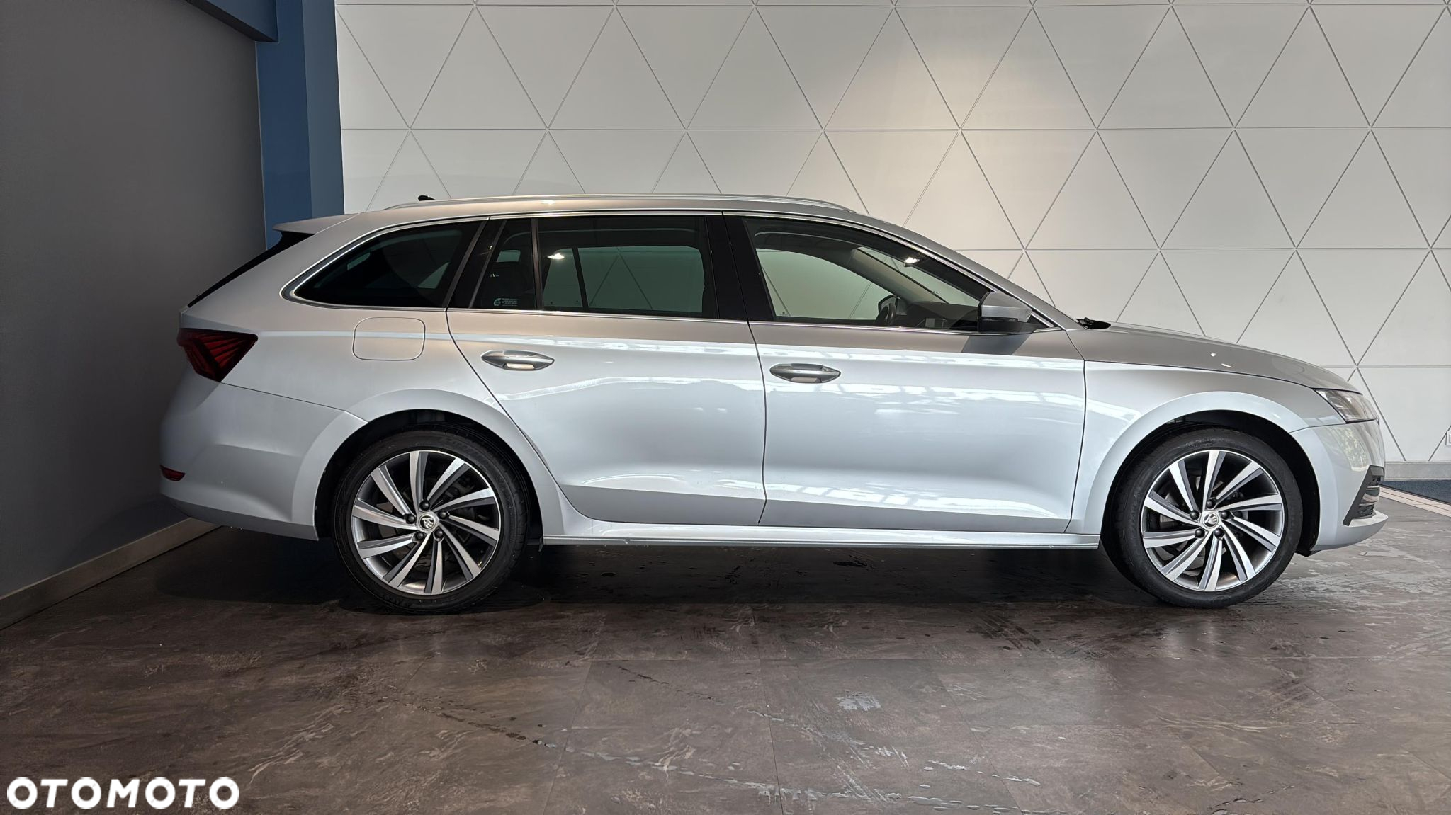 Skoda Octavia 2.0 TDI Style DSG - 6
