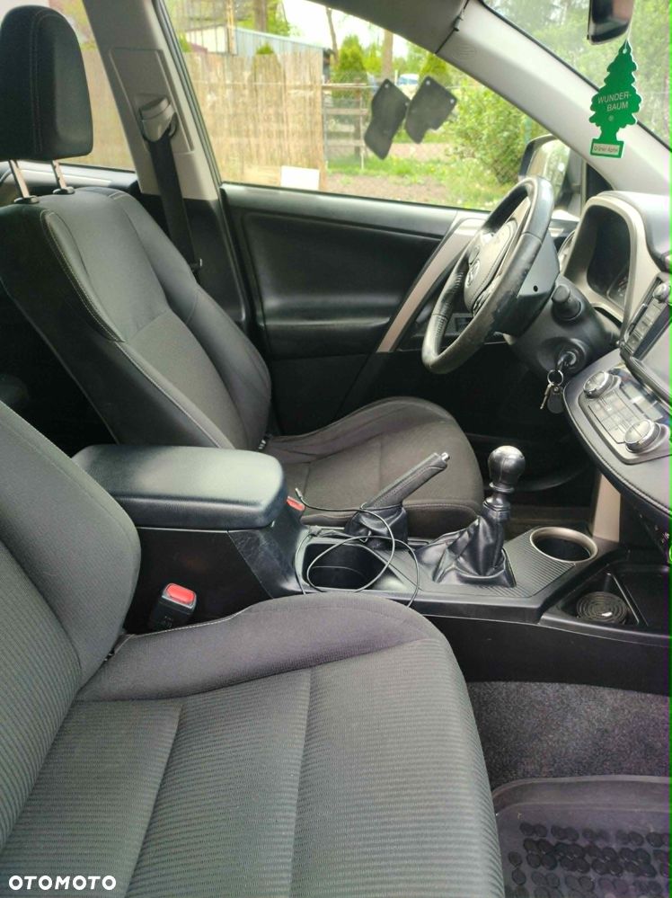 Toyota RAV4 - 14