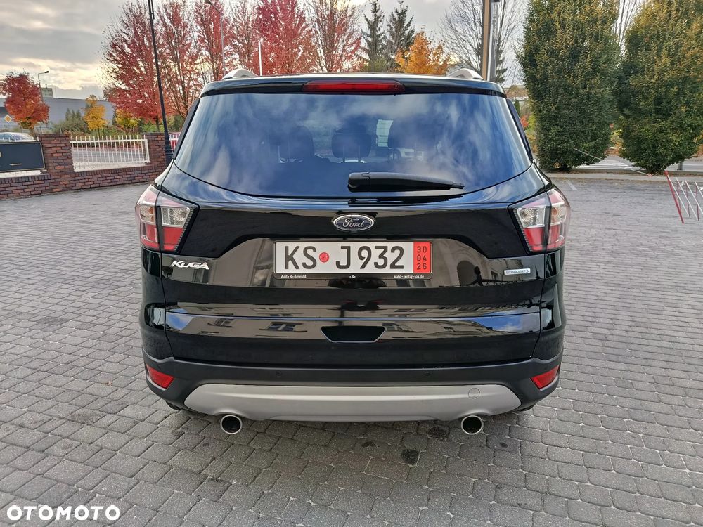 Ford Kuga - 10