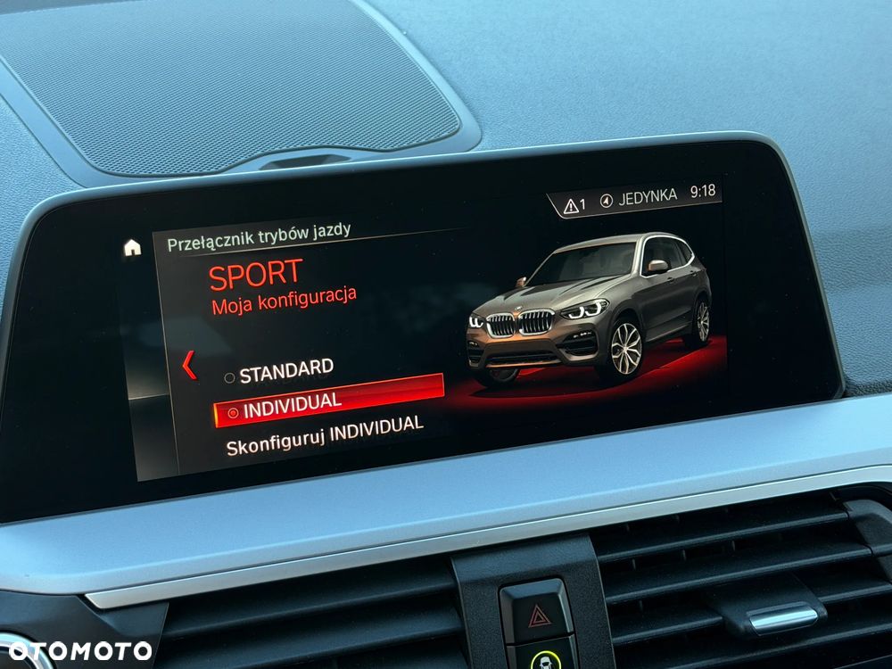 BMW X3 xDrive20i GPF Advantage - 17