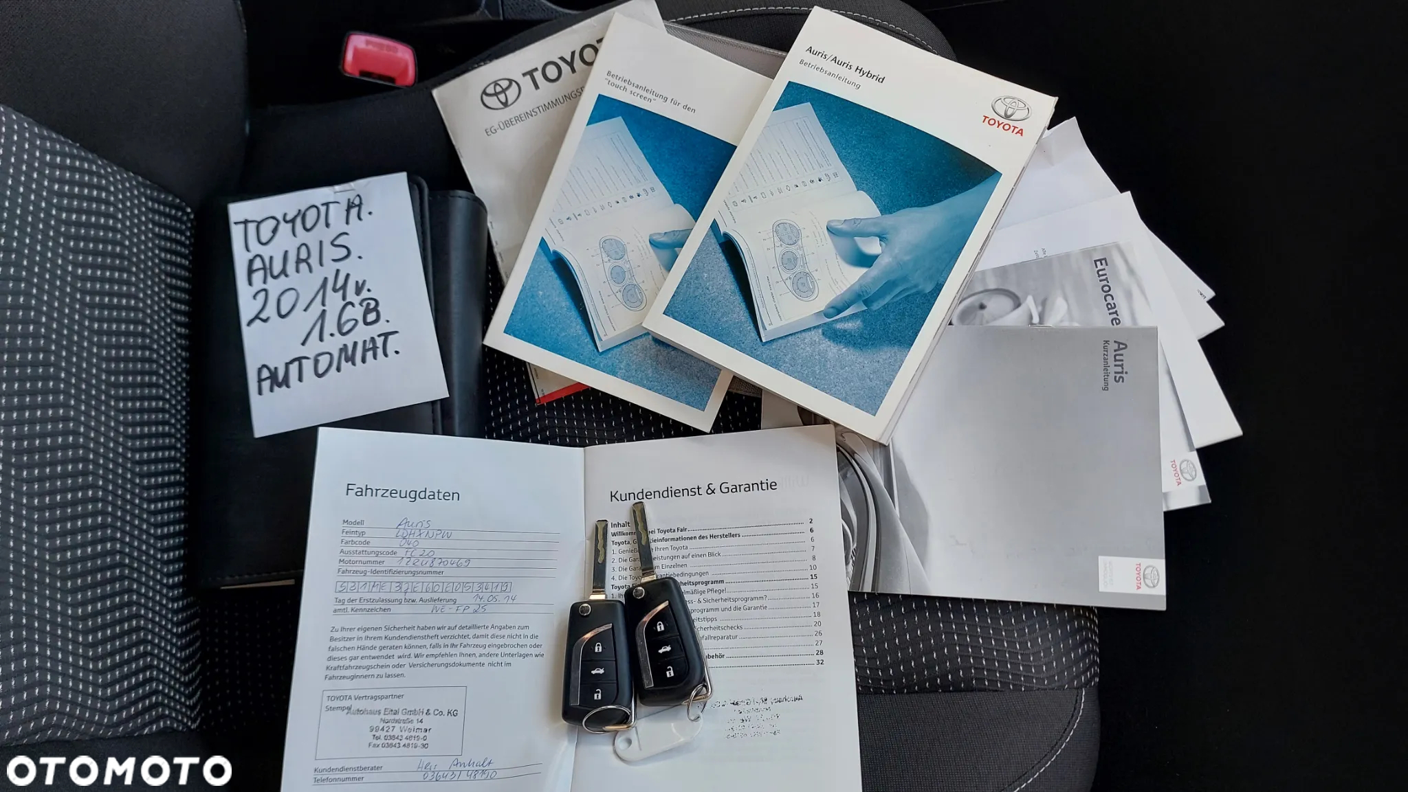 Toyota Auris 1.6 Premium MS - 32