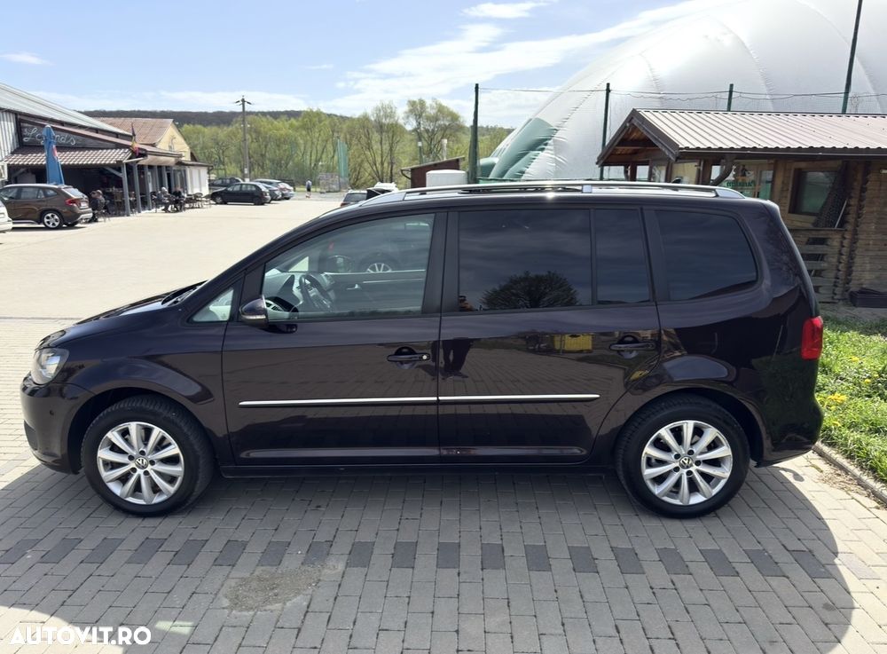 Volkswagen Touran 2.0 TDI DPF DSG Highline - 3