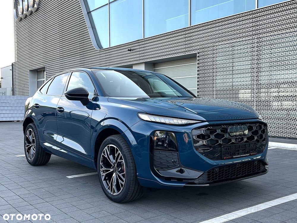 Audi Q3 Sportback - 3