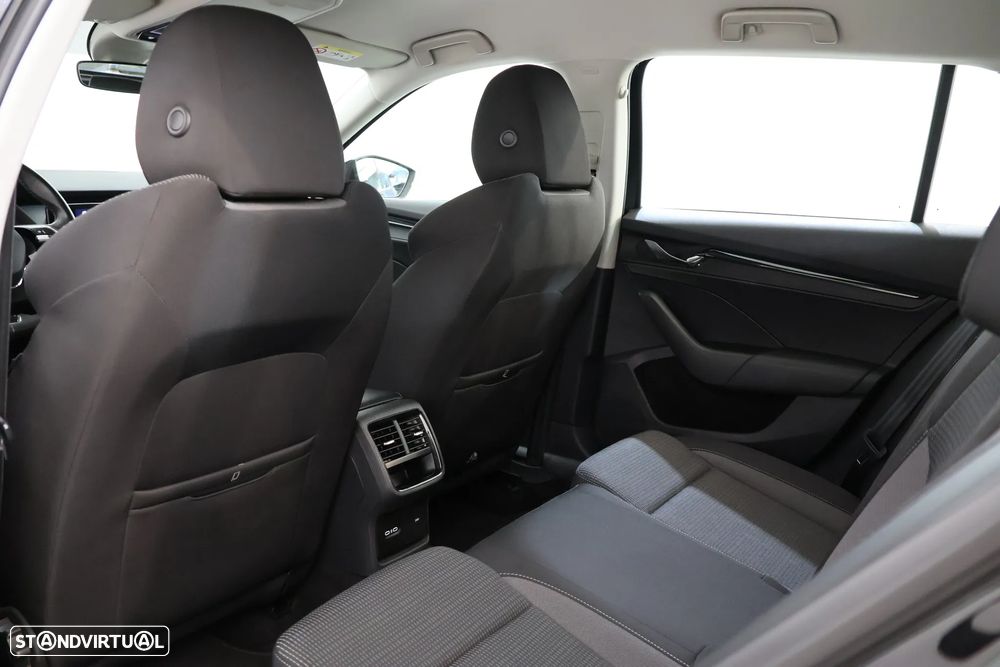 Skoda Octavia Break 2.0 TDI Ambition - 12