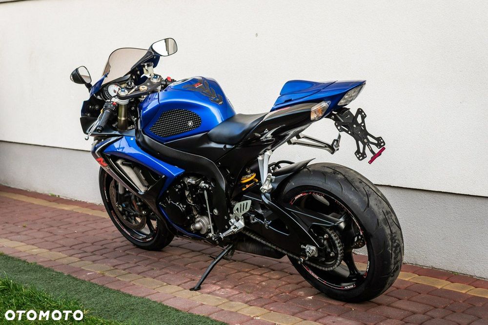 Suzuki GSX-R - 4