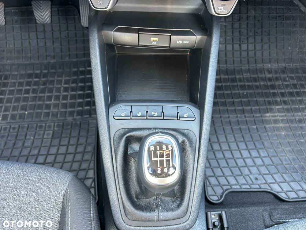 Kia Stonic 1.0 T-GDI M - 14
