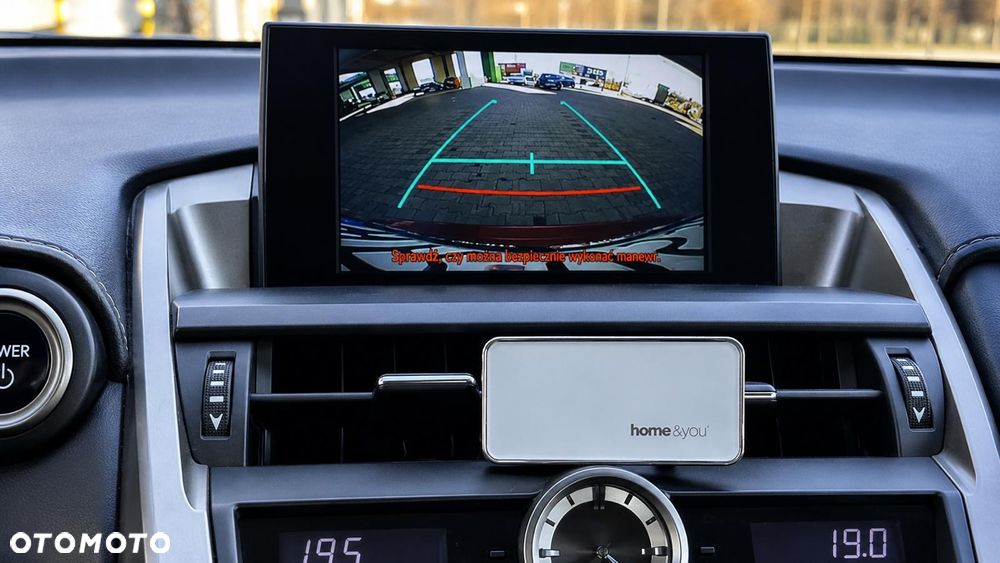 Lexus NX - 8