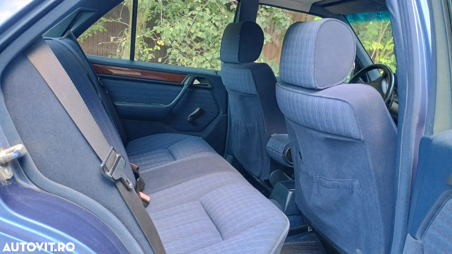 Mercedes-Benz W124 - 6