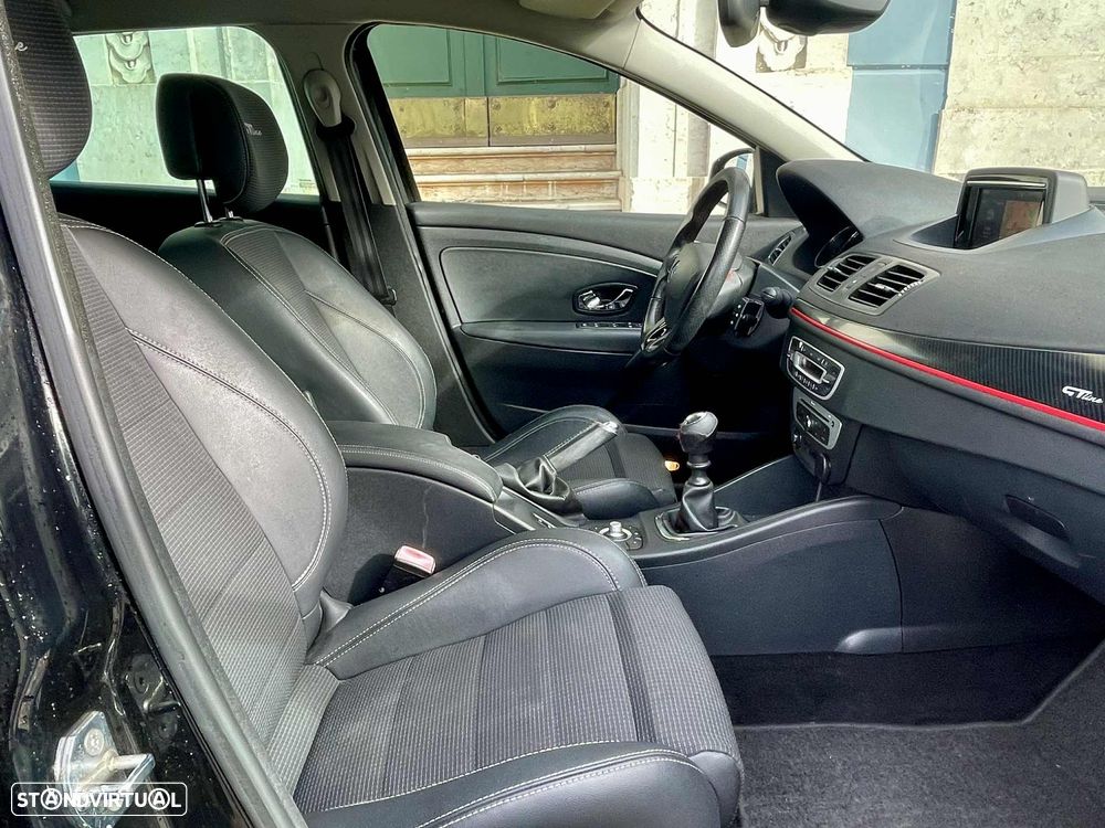 Renault Mégane Sport Tourer 1.5 dCi GT Line - 17