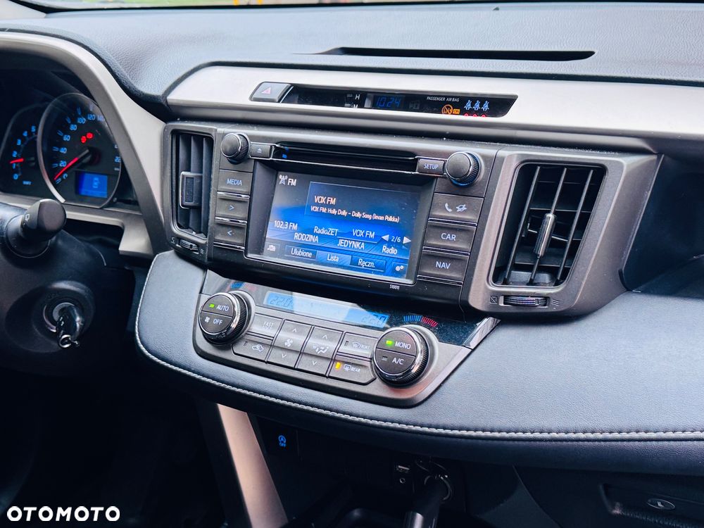 Toyota RAV4 2.0 D-4D Premium 4x2 - 30