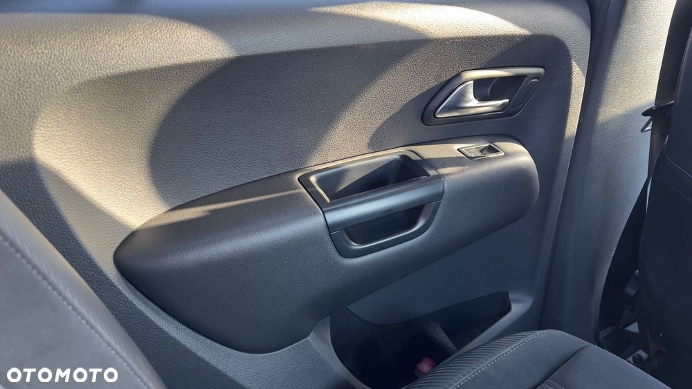 Volkswagen Amarok 3.0 V6 TDi 4MOTION Highline - 29