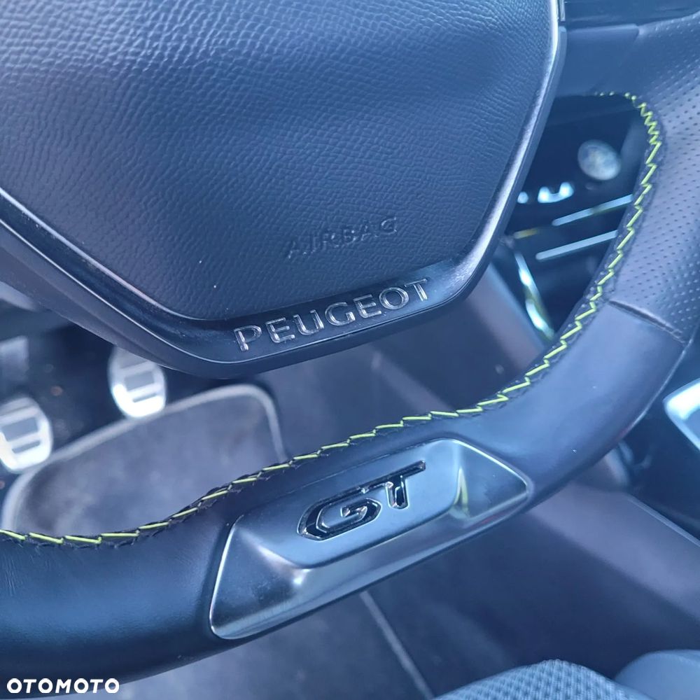 Peugeot 2008 1.2 PureTech GT Line S&S - 7
