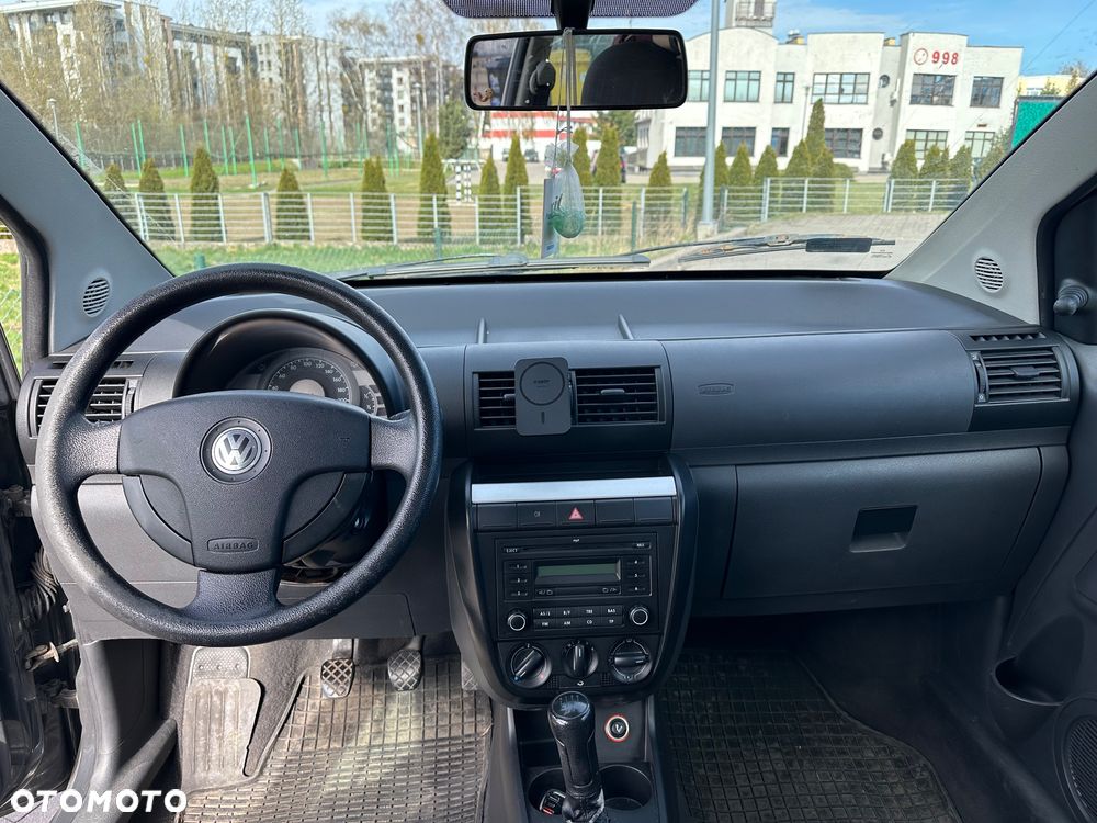 Volkswagen Fox - 11