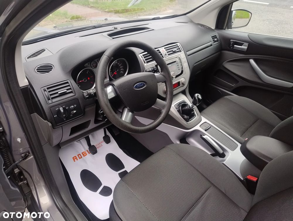 Ford Kuga 2.0 TDCi Titanium - 31