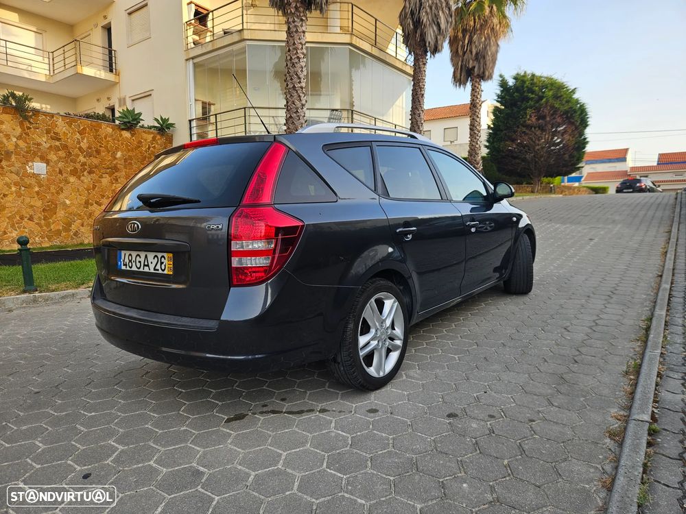 Kia Ceed SW 1.6 CRDi TX ISG - 6