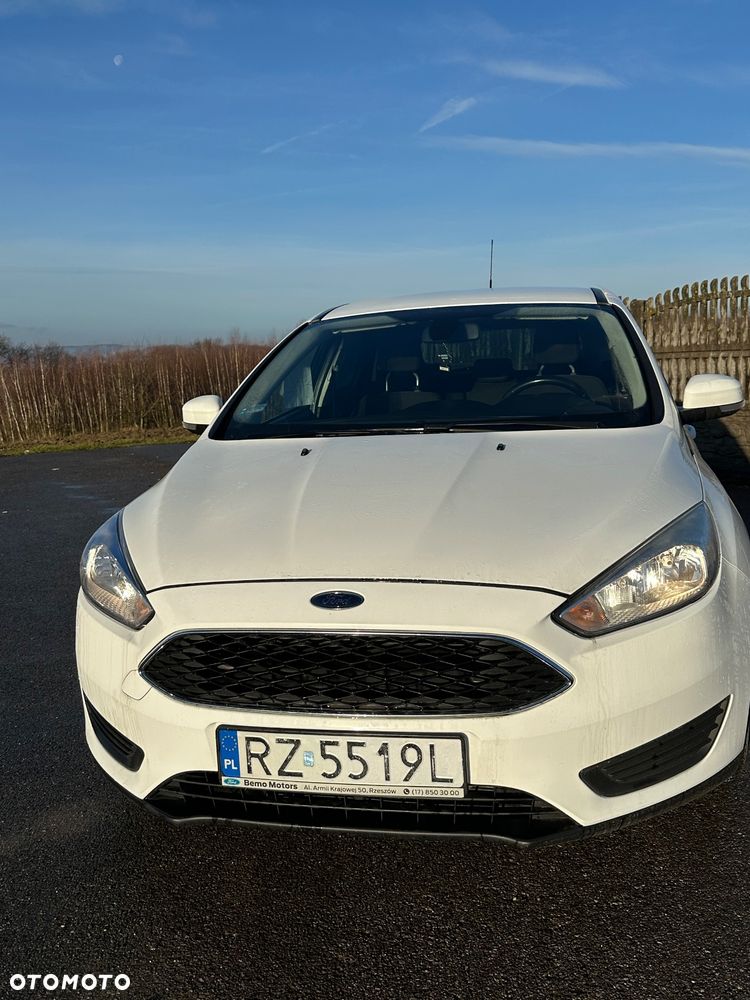 Ford Focus 1.0 EcoBoost Ambiente - 13