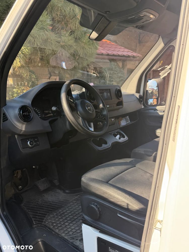 Mercedes-Benz SPRINTER - 3