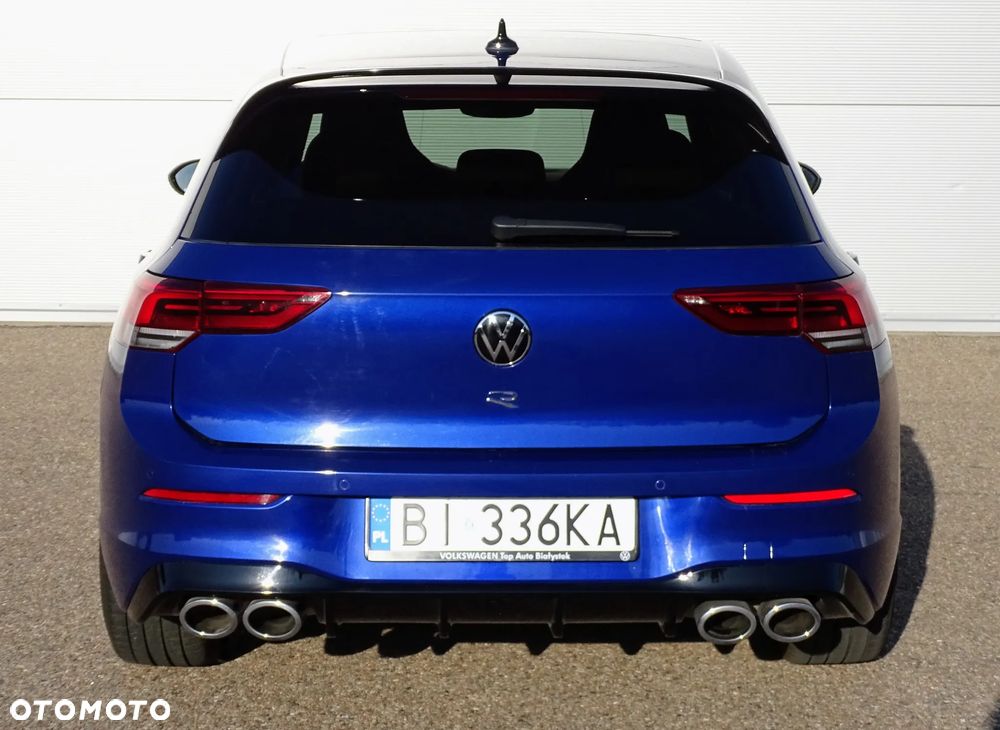 Volkswagen Golf - 10