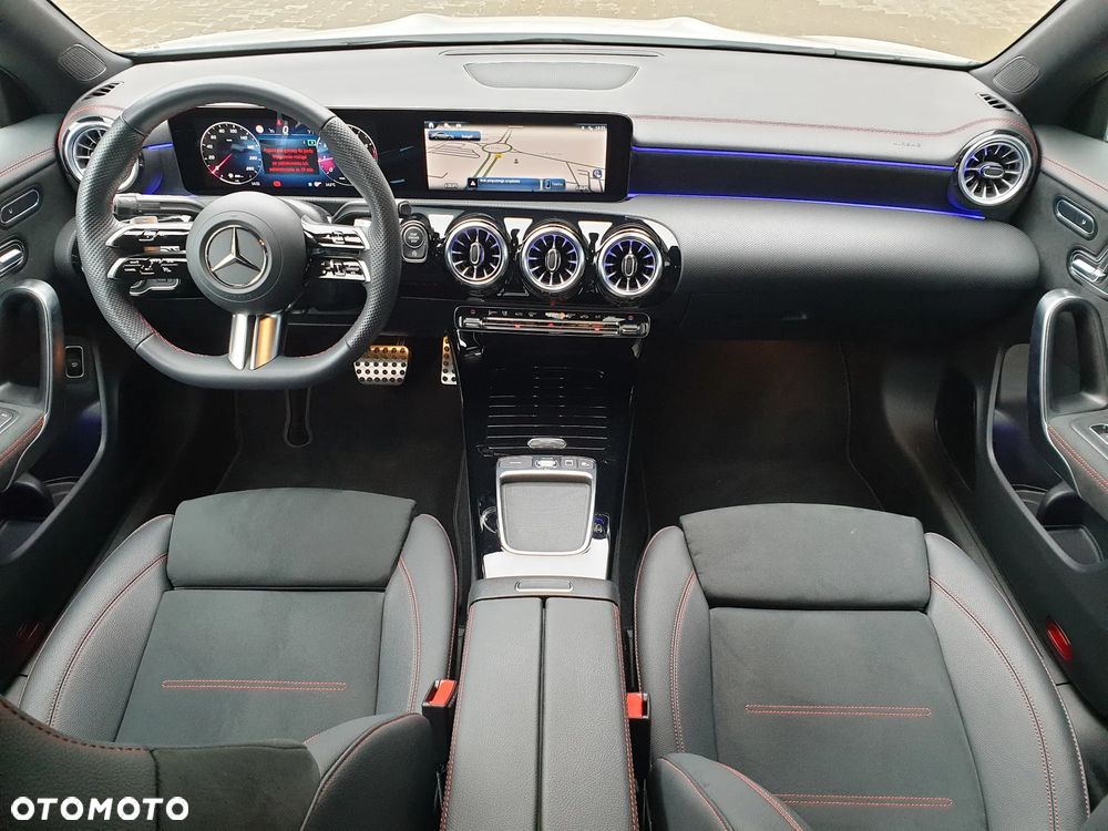 Mercedes-Benz CLA 200 AMG Line 7G-DCT - 9
