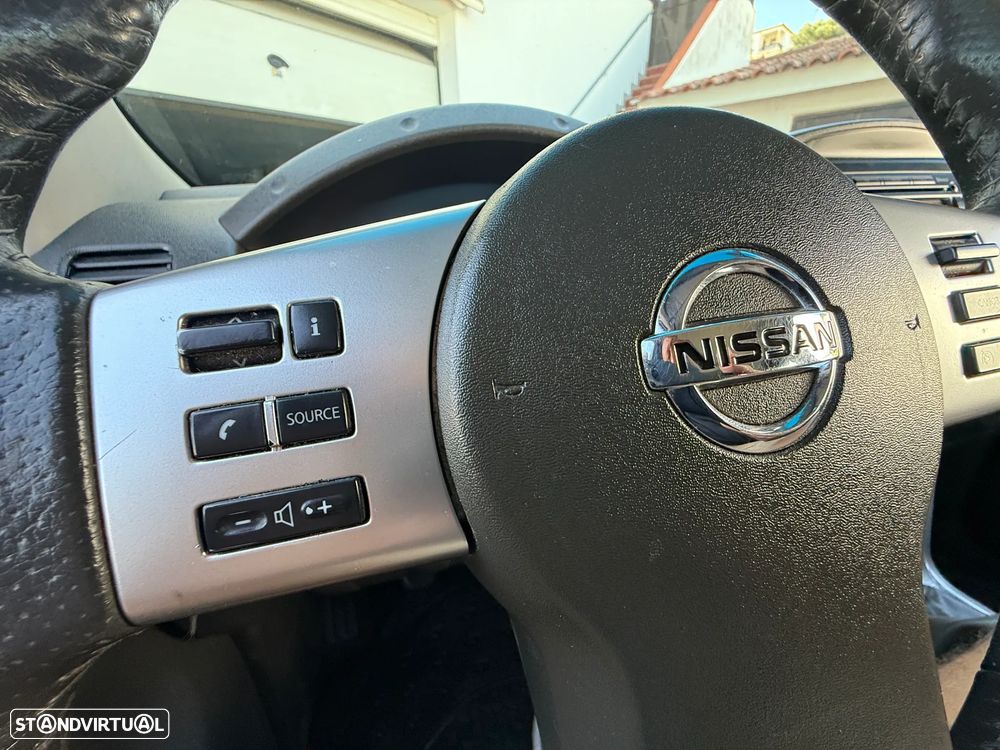 Nissan Navara 2.5 dCi KC SE 4WD - 29