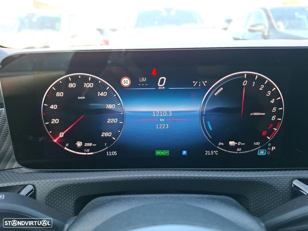 Mercedes-Benz A 250 e 8G-DCT Special Edition - 4