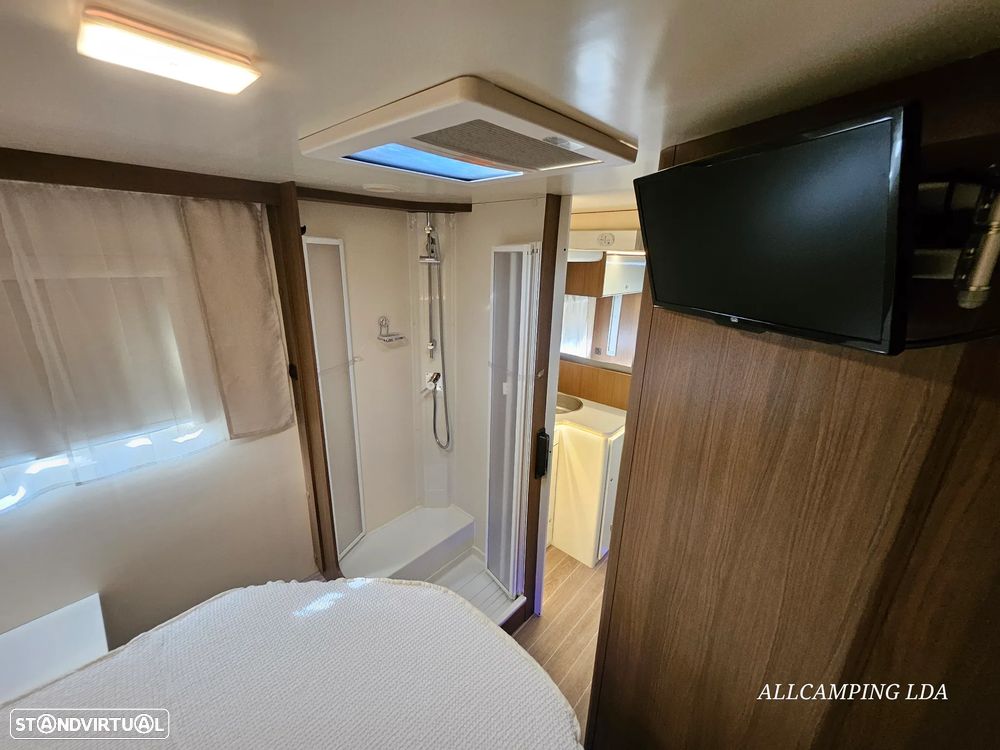 CI International Manoa CAMA CENTRAL + BASCULANTE 5 LUGARES - 48