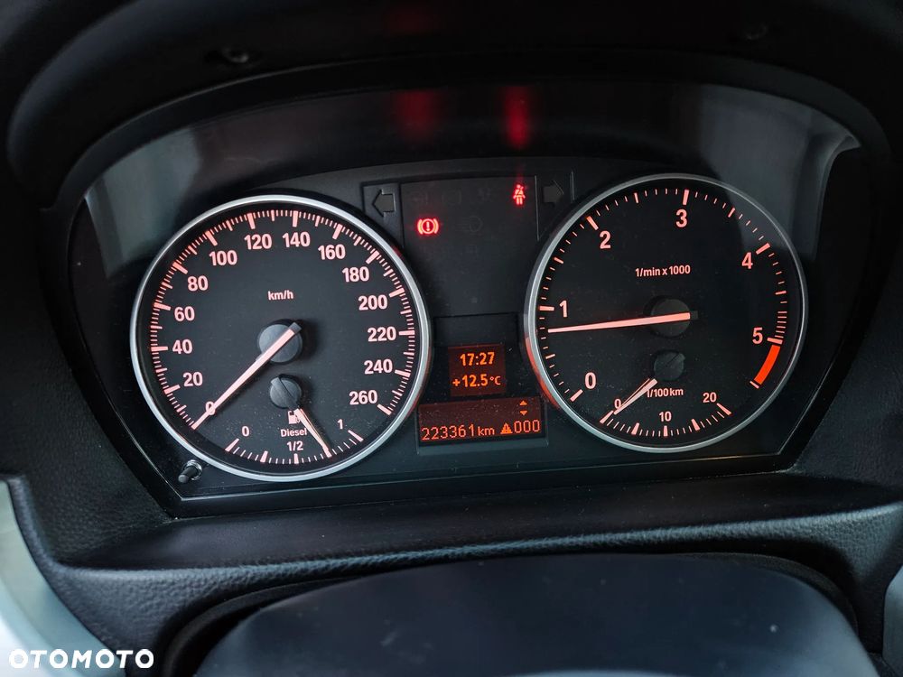 BMW Seria 3 318d M Sport EU6 - 11