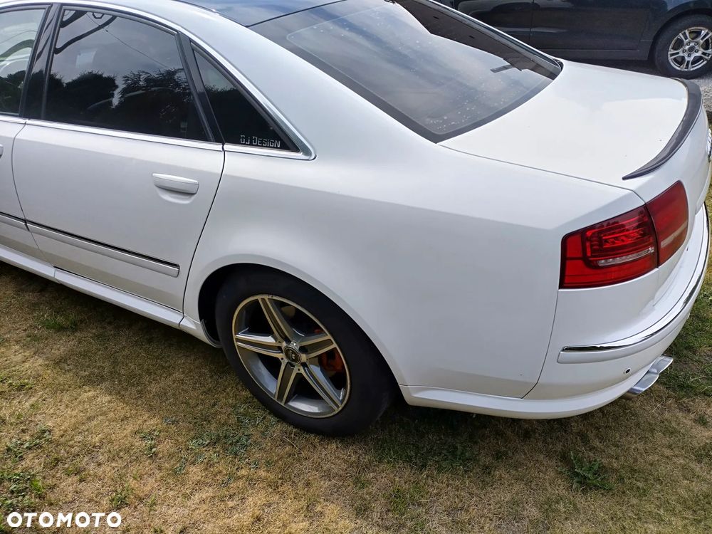 Audi A8 - 2