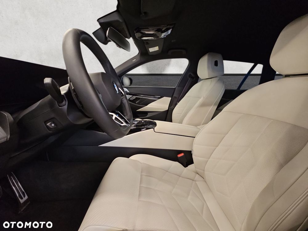 BMW Seria 5 - 11