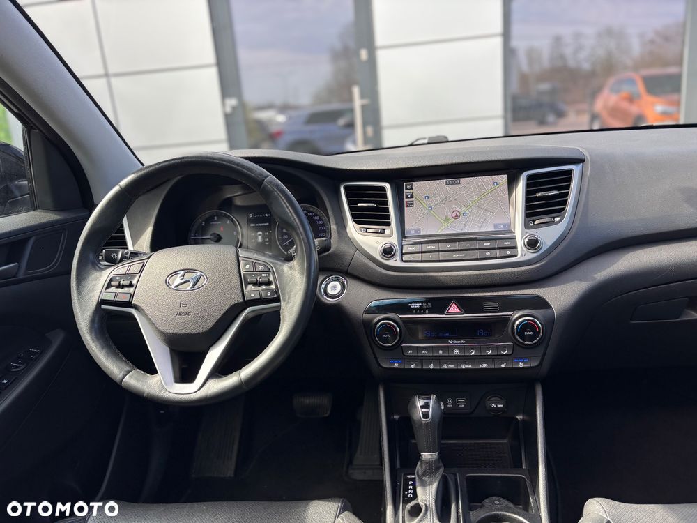 Hyundai Tucson 2.0 CRDI 4WD Automatik Premium - 19