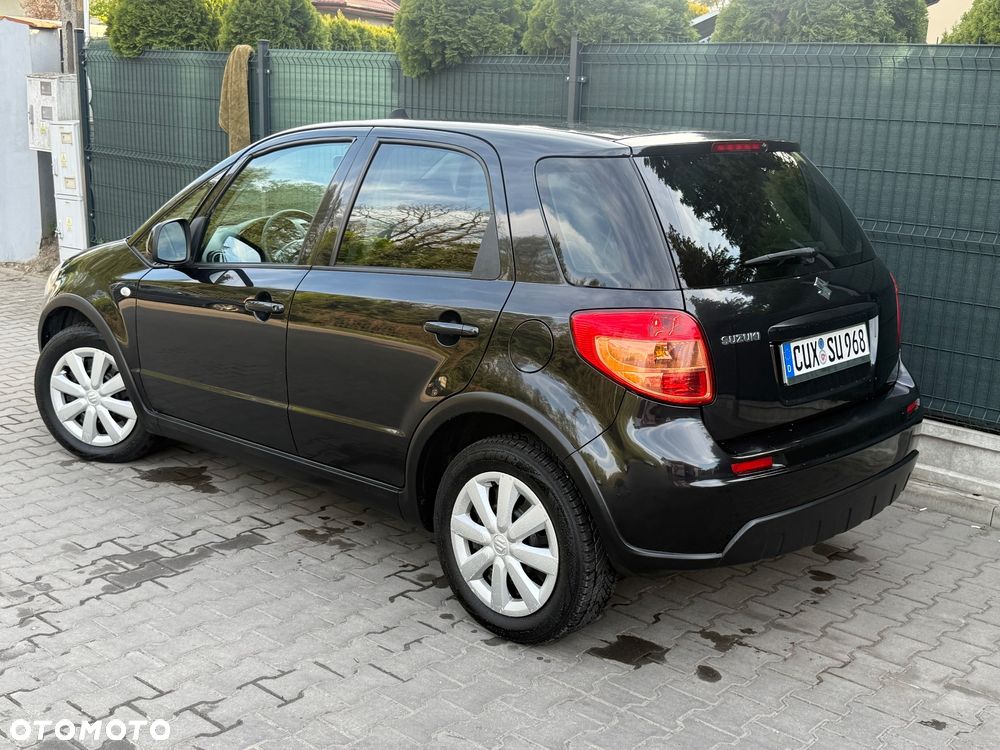 Suzuki SX4 - 9