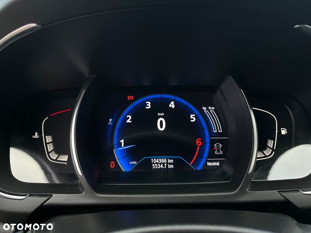 Renault Grand Scenic - 13