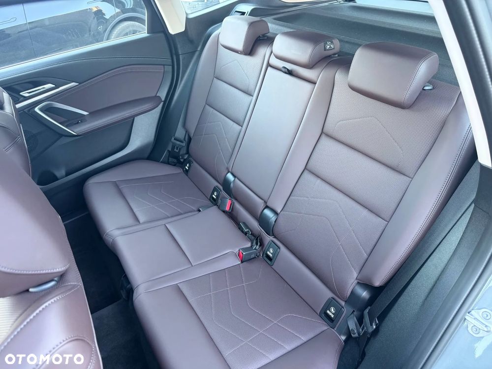 BMW X1 - 24