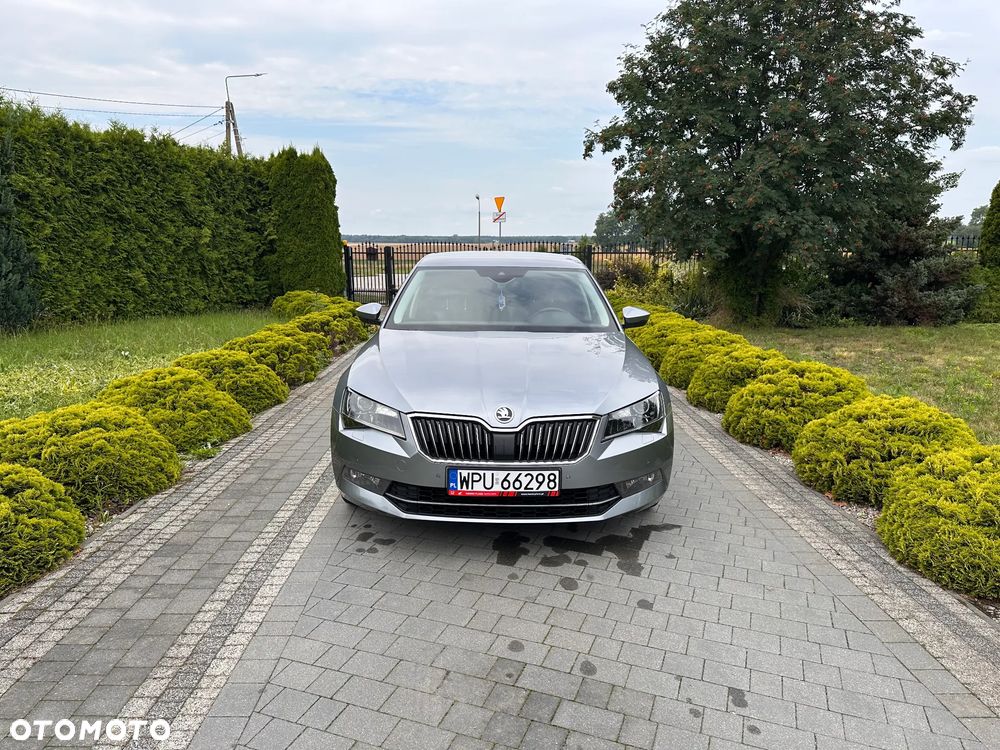 Skoda Superb 2.0 TDI DSG Ambition - 3