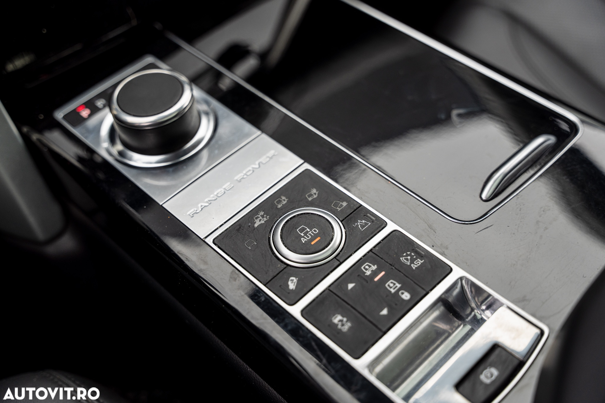 Land Rover Range Rover Vogue - 23