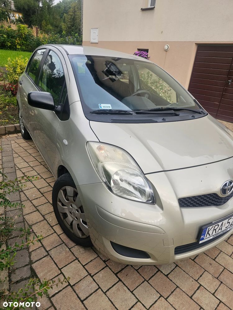 Toyota Yaris - 3