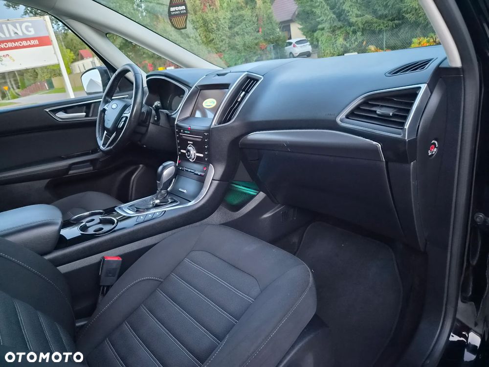 Ford Galaxy - 11