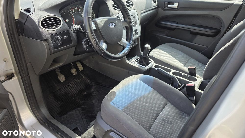 Ford Focus - 20