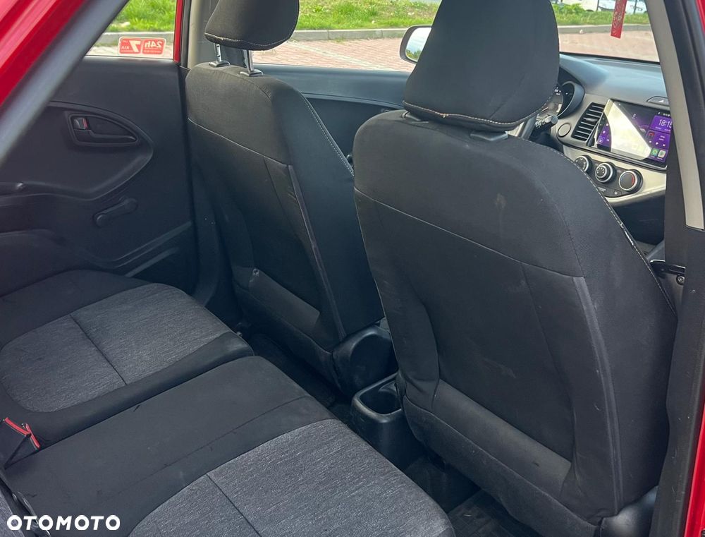 Kia Picanto 1.0 L - 8
