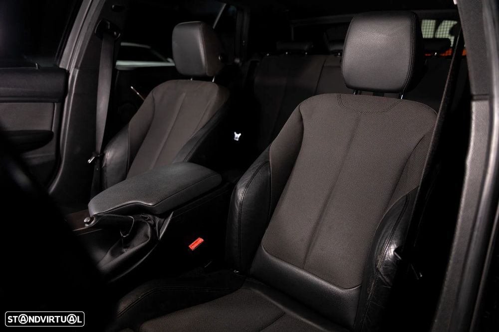 BMW 320 d Aut. Luxury Line - 8