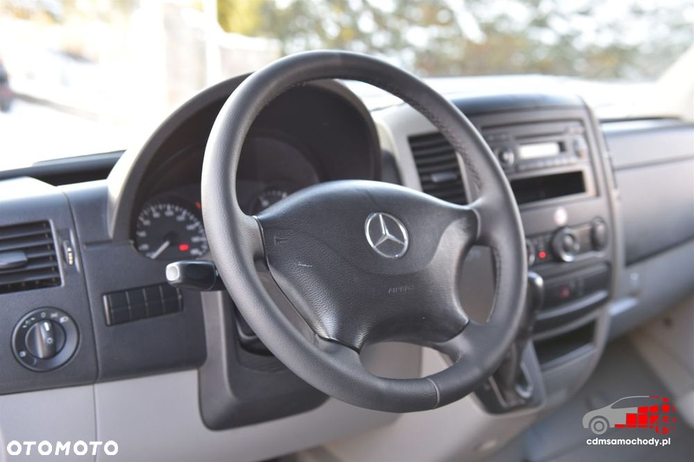 Mercedes-Benz Sprinter - 17