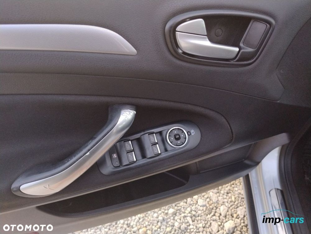 Ford Mondeo - 13