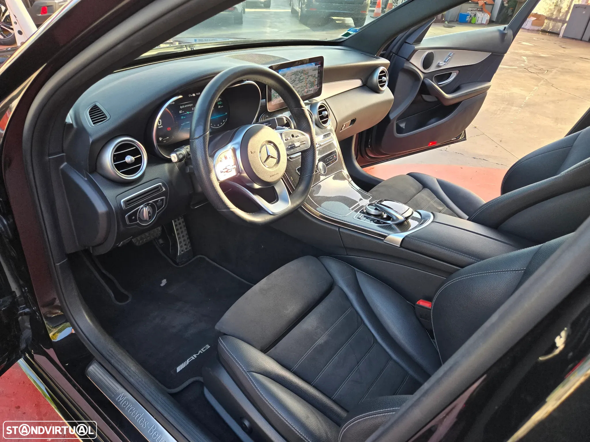 Mercedes-Benz C 300 de AMG Line - 24